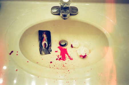 jo_blood sink